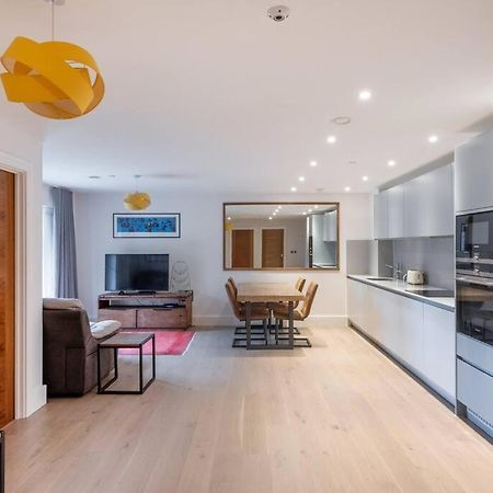Apartament Stylish 2 Bed 2 Bath In Highgate & Free Parking Londyn Zewnętrze zdjęcie